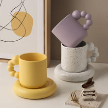 Load image into Gallery viewer, Retro Ceramic Mug Set
