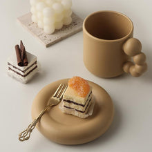 Load image into Gallery viewer, Retro Ceramic Mug Set
