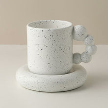 Load image into Gallery viewer, Retro Ceramic Mug Set
